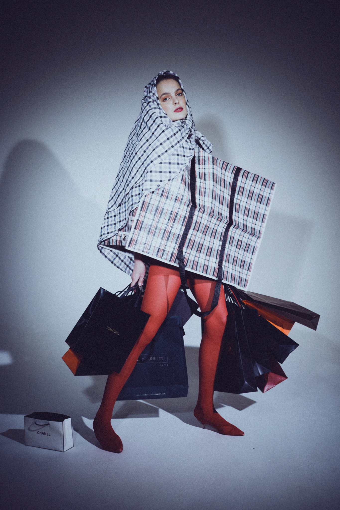 Dark side of shopaholic by Elena Illarionova for Flanelle Magazine ...