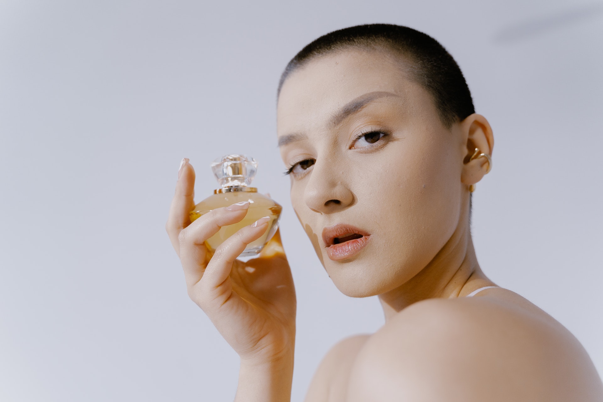 Top 5 gender-neutral perfumes of 2022 | Flanelle Magazine